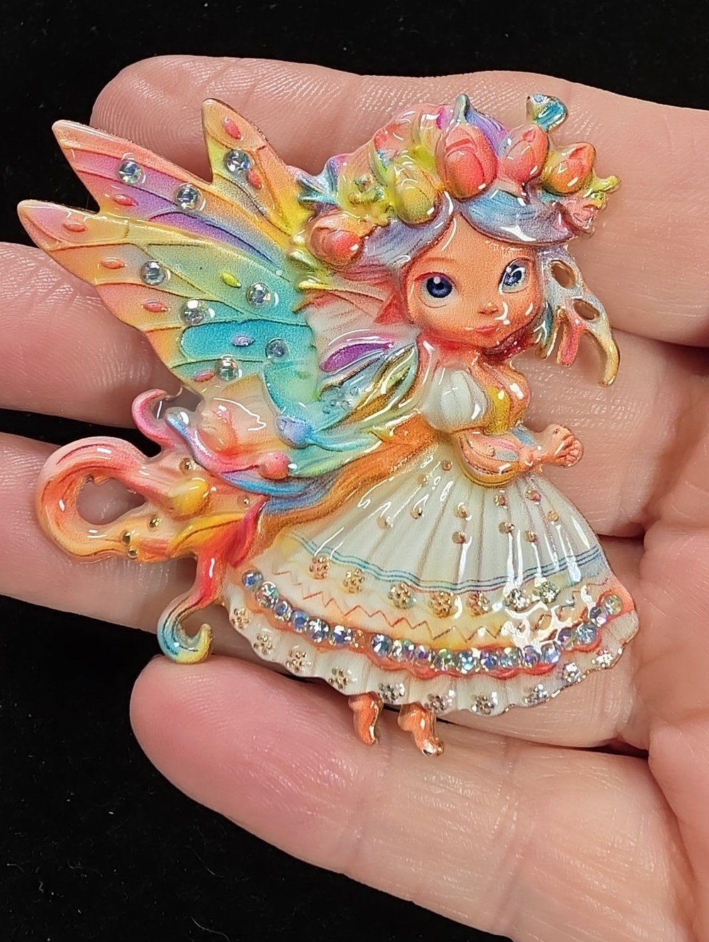 B16- Rainbow Fairy Brooch